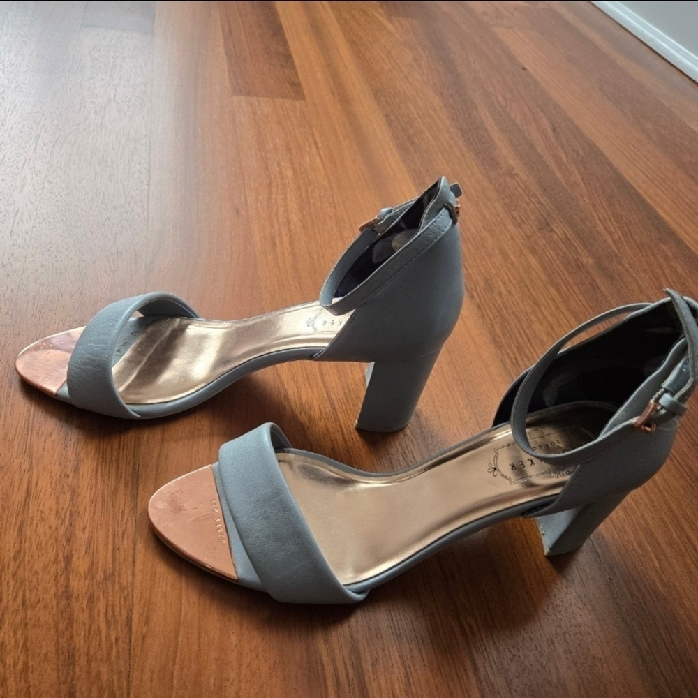 Elegant Blue Block Heel Sandals